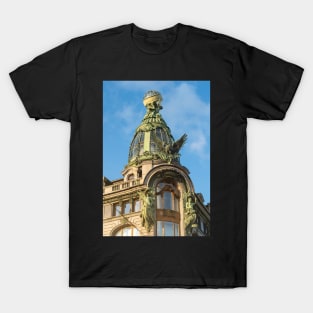 Singer house in Saint Petersburg, Russia T-Shirt